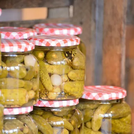 Mala Kmetija Oda ve Kahvaltı 3*