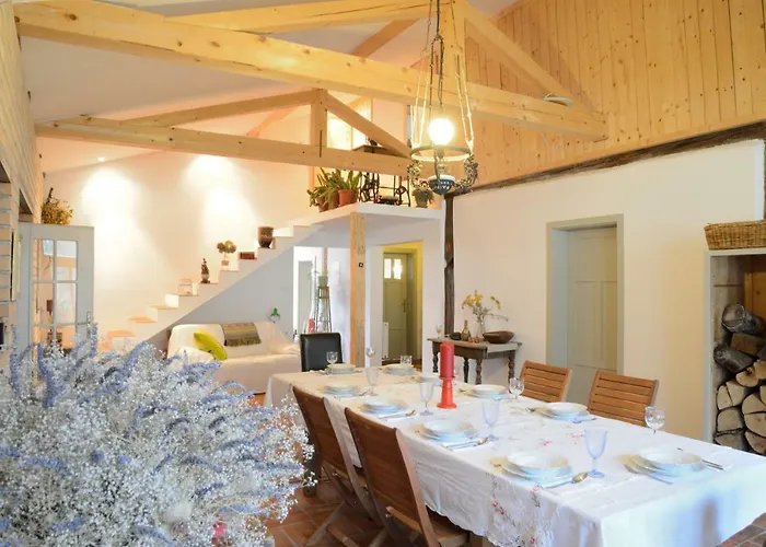 krevet i doručak Mala Kmetija 3*