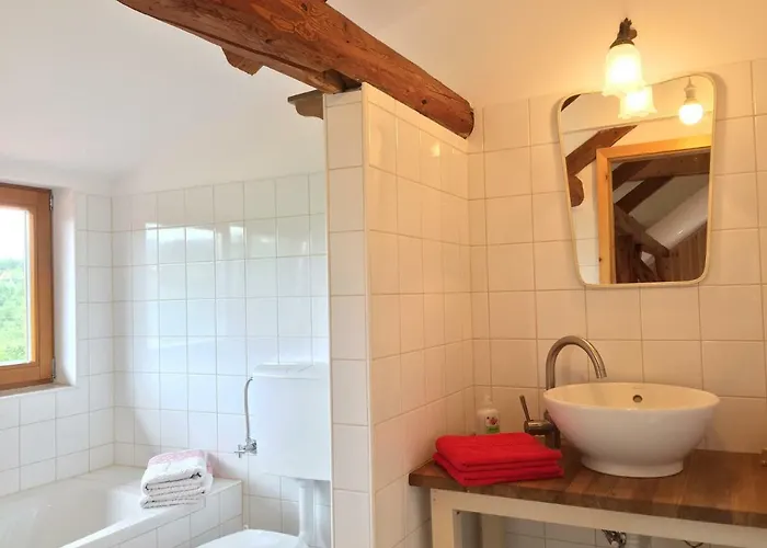 Mala Kmetija krevet i doručak 3*