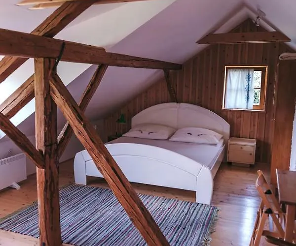 krevet i doručak Mala Kmetija